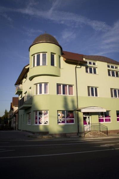 Penzion Na Rozku Sliač Exterior foto